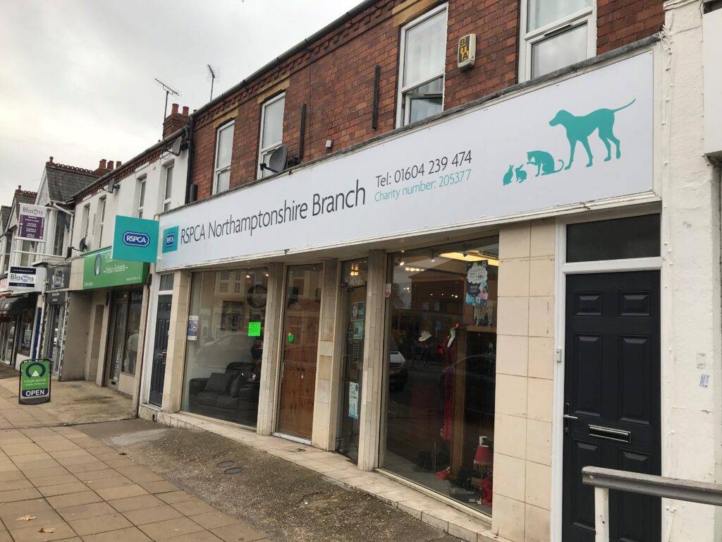 signage in northamptonshire