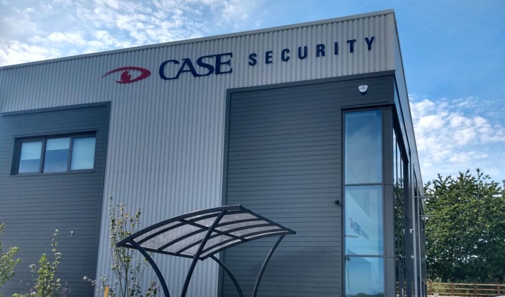outdoor signage in milton keynes
