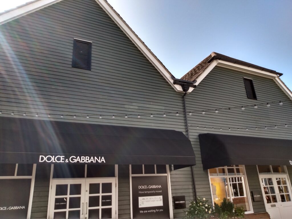 Signage in Bicester for Dolce & Gabbana, 2021