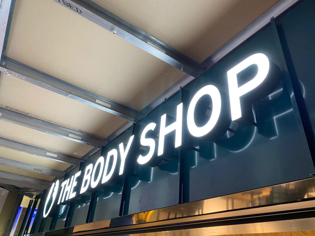 Signage in Aberdeen for the Body Shop, 2021