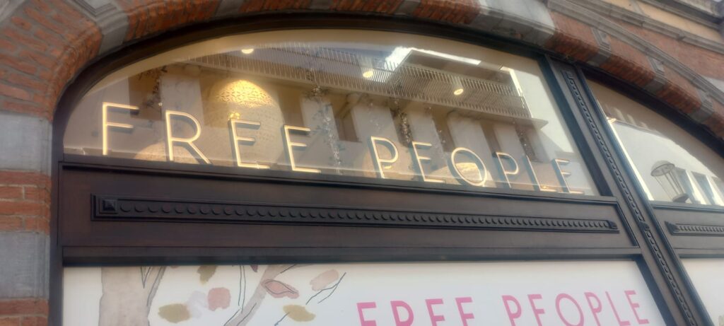 Free People Antwerp Signage Project | 2026