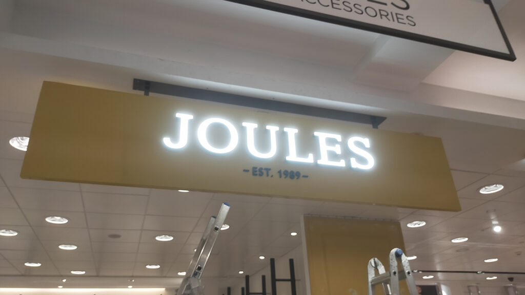 signage in belfast